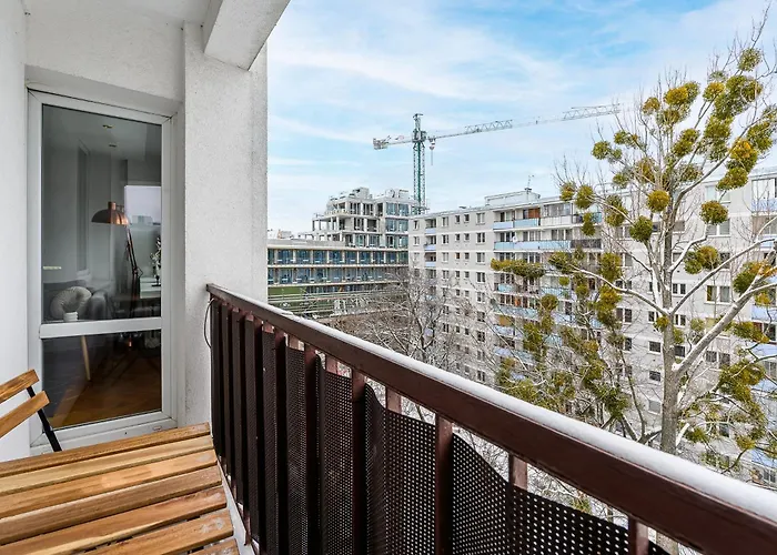 Lumina Near Center Of Warsaw