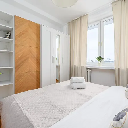 Lumina I 2br With Balcony I Near Center Of * Warsaw