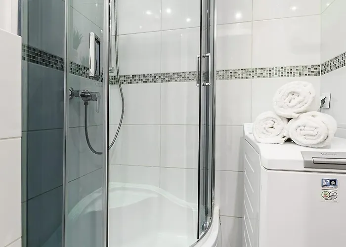 Lumina Near Center Of Apartament