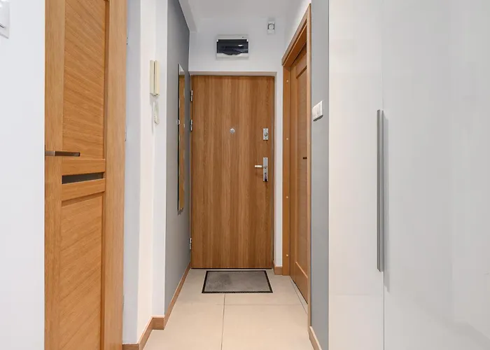 Lumina Near Center Of Varsóvia